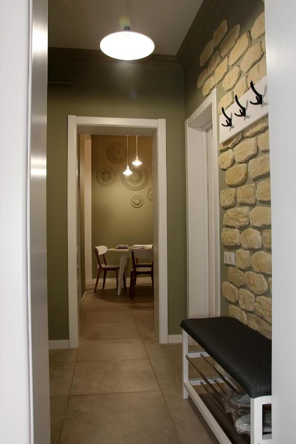Historical Old City Apartament, Старе Місто , 2 Спальні, Балкон-Тераса, 85 Кв М Kamianets-Podilskyi Bilik gambar